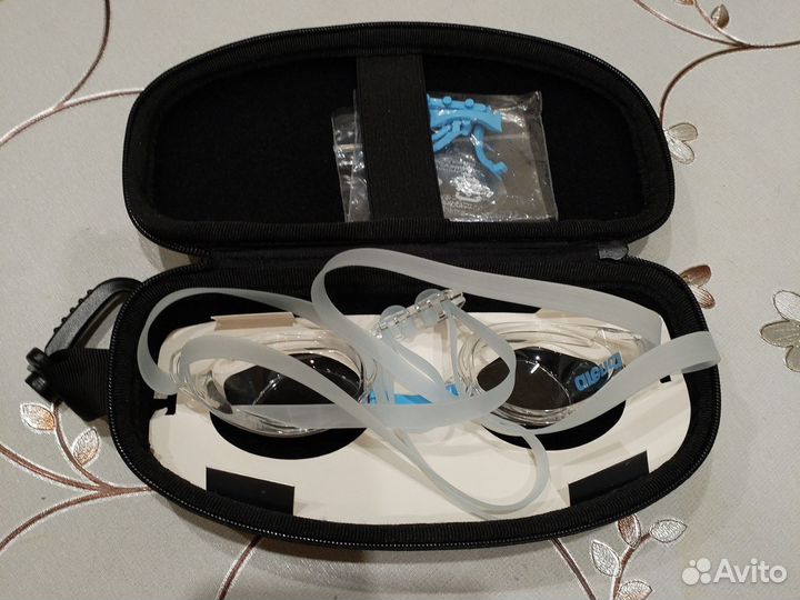 Очки для плавания стартовые