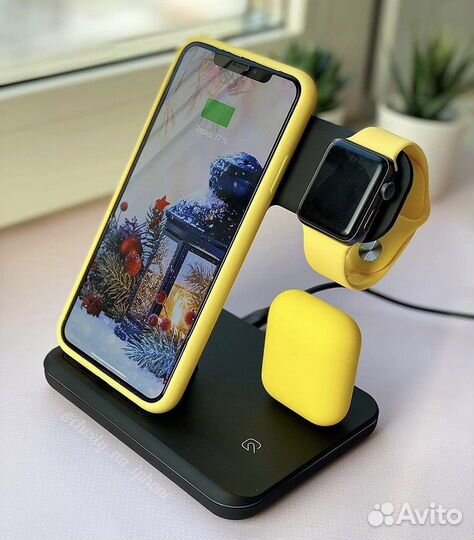 Беспроводная зарядка 3 в 1