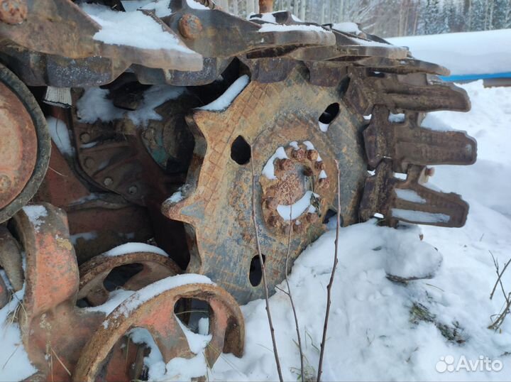 ВгТЗ ДТ-75Б, 1988