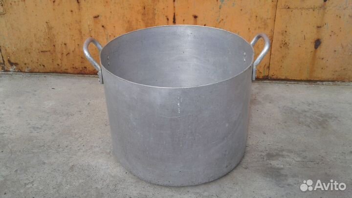 Кастрюля алюминиевая с крышкой