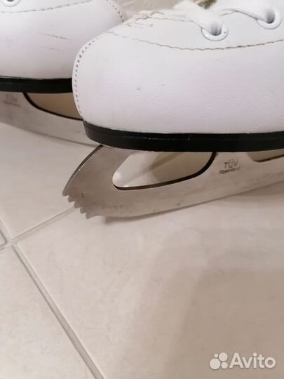 Коньки фигурные33/34