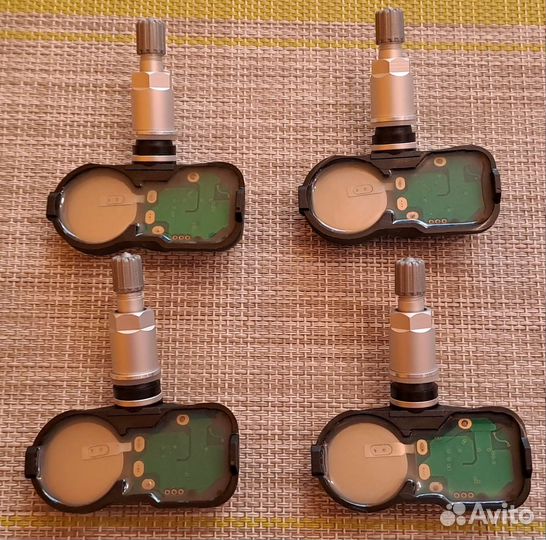 Датчики давления в шинах Toyota Lexus PMV-C210