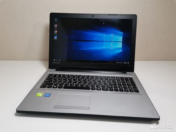 Lenovo 300-15 -4 ядра/GeForce-920m/SSD/8гб
