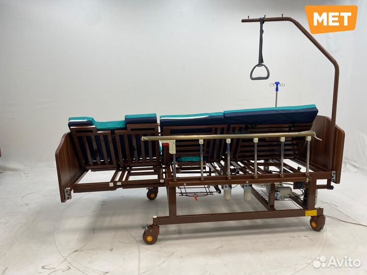 Электрическая медицинская кровать MET Revel L