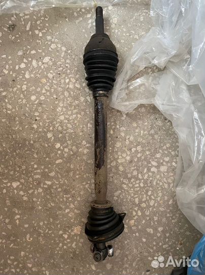 Левый и правый привод на рено логан