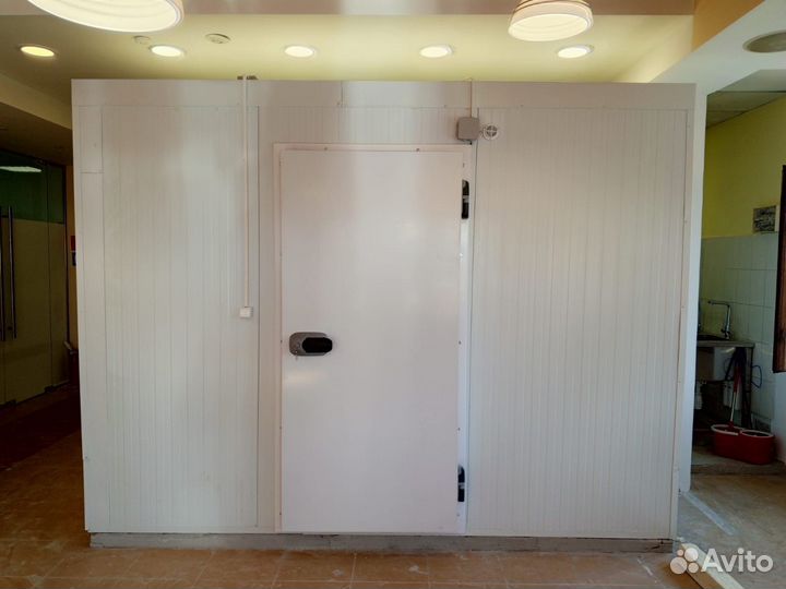 Холодильная камера для цветов