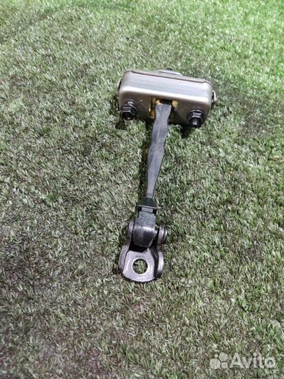 Ограничитель двери передний Chery Tiggo 7 PRO