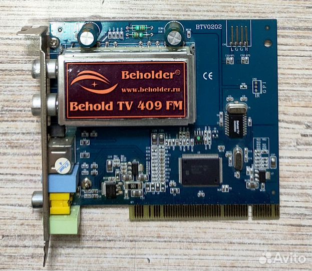 Плата для оцифровки видео Behold TV 409 507 FM