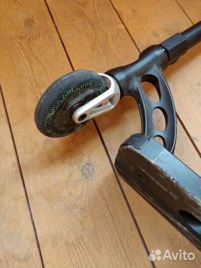 Трюковой самокат MGP (madd gear) VX9 Pro