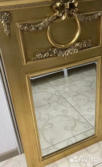 Большое золотое зеркало. Дерево