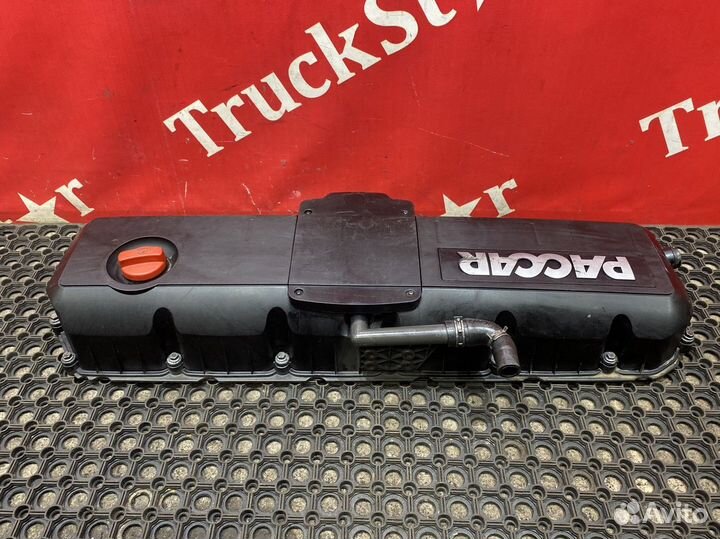 Крышка клапанная Daf XF105