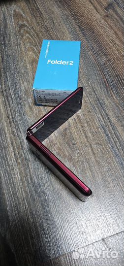 Samsung Galaxy Folder2, 2/16 ГБ