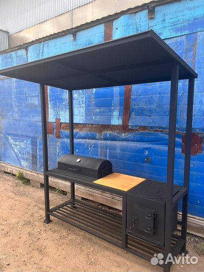 Мангал с крышей