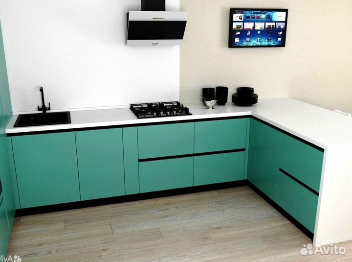 Кухня в потолок на заказ