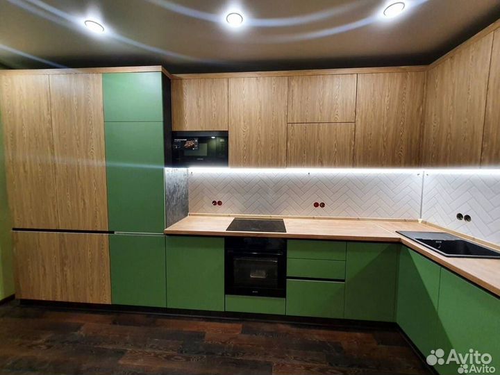 Кухонный гарнитур 