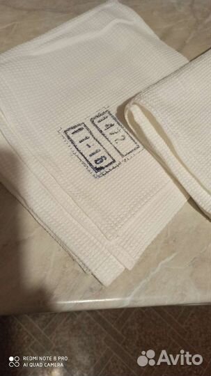 Полотенца вафельные,б/у