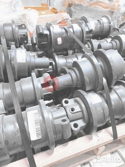 Каток поддерживающий Komatsu PC300-7 207-30-00580