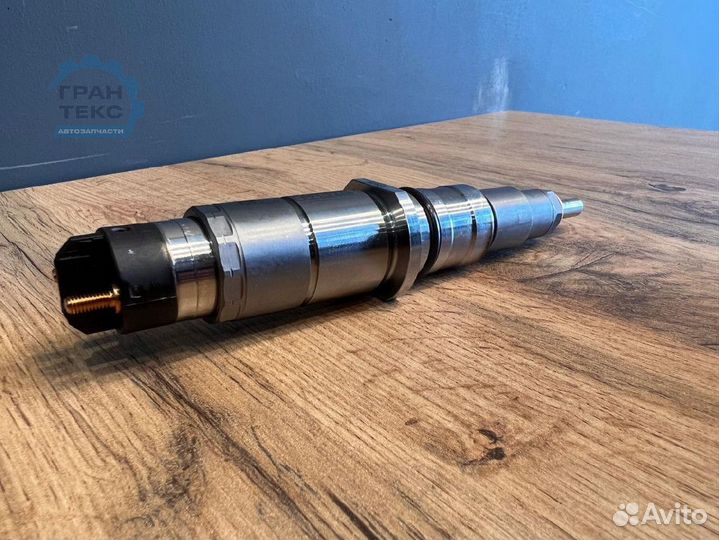 Дизельная форсунка 445120231