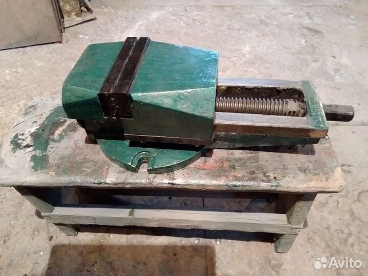 Тиски станочные фрезерные 125мм для нгф из СССР