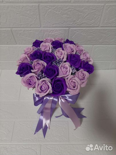 Букет из мыльных роз, шокобоксы, подарки