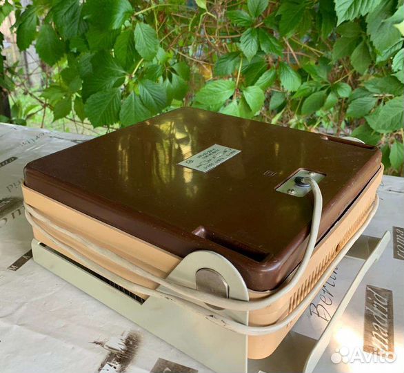 Кварцевая лампа бактерицидная