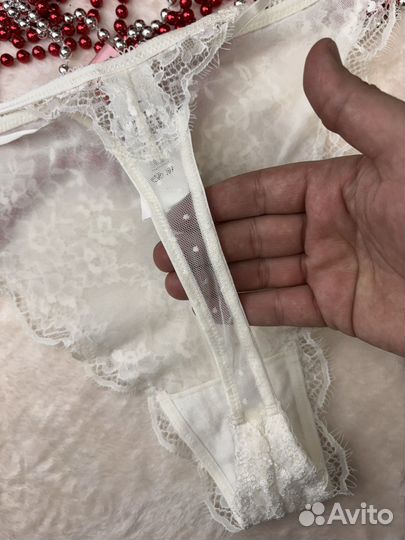 Трусы женские стринги 62/64 Hunkemoller