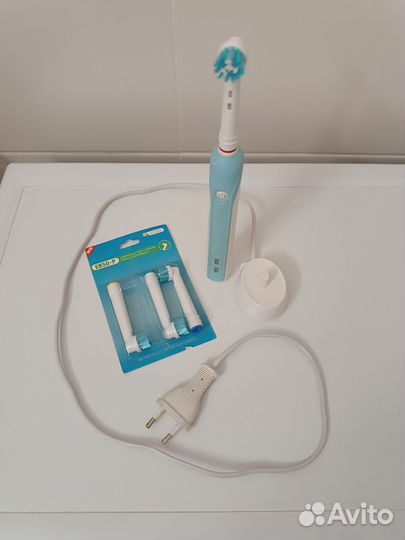 Зубная щетка oral b