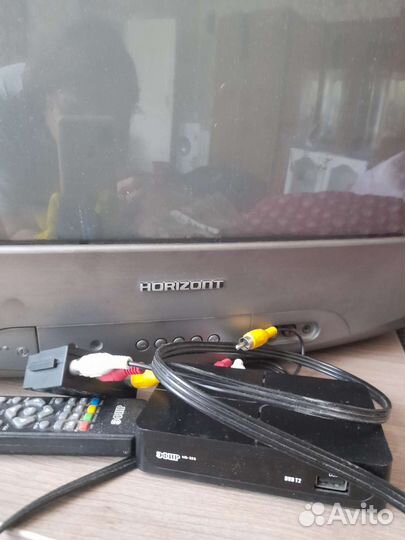 Телевизор бу Горизонт модель21А20
