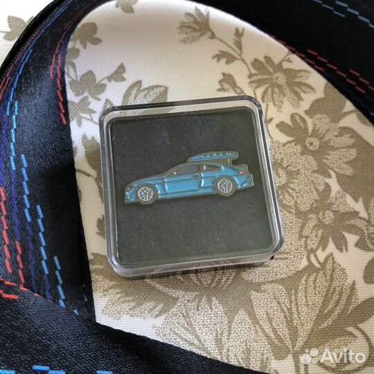 BMW M6 (e63) значок лимитка ланьярд BMW Motorsport