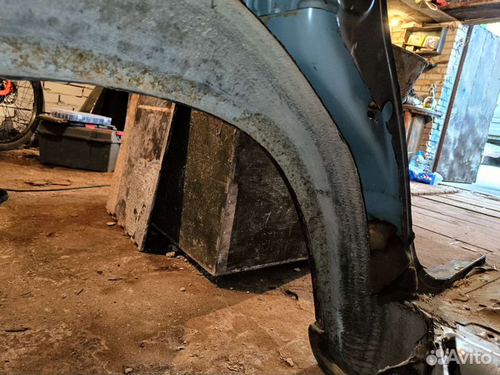 Крыло левое заднее subaru legacy bg5 bg7 bg9