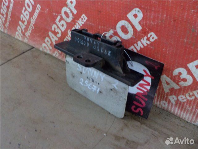 Реостат отопителя Nissan Sunny traveller GA16DS