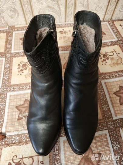 Сапожки женские MakFine 39 размер