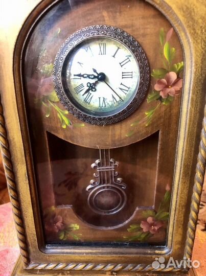 Настольные часы