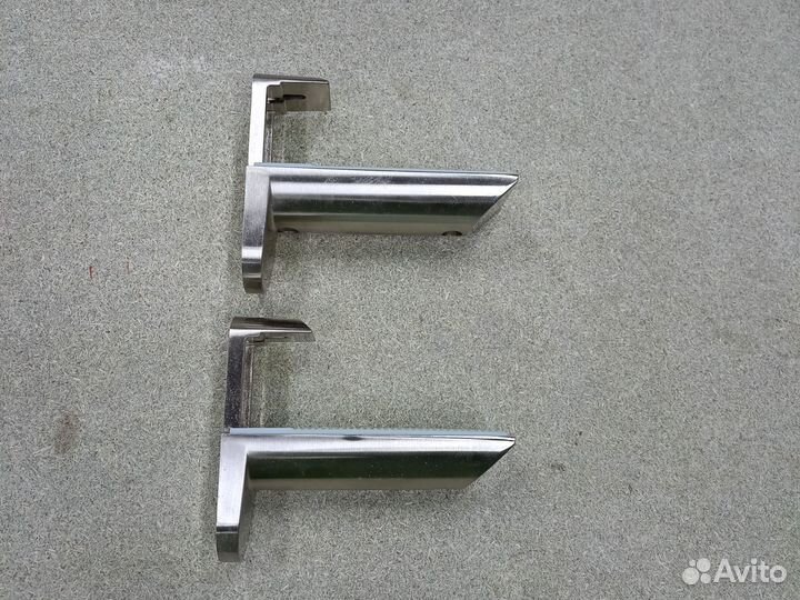 Крепление для подвесных полок