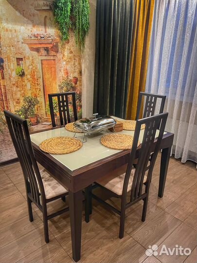 Стулья кухонные 4 штуки
