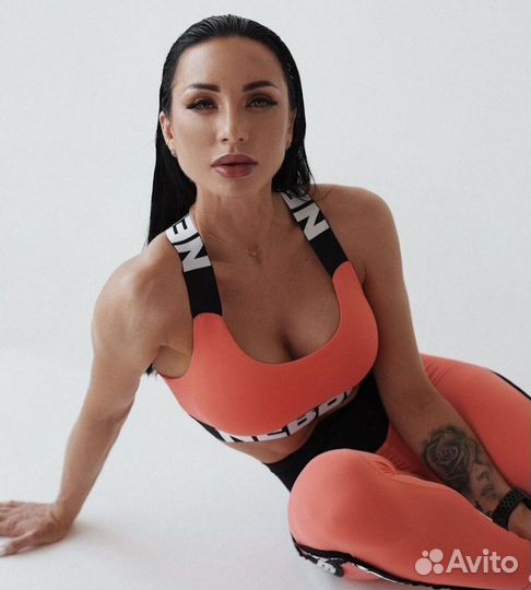 Nebbia топ и леггинсы