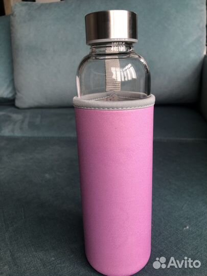 Продам новую стеклянную бутылку для воды