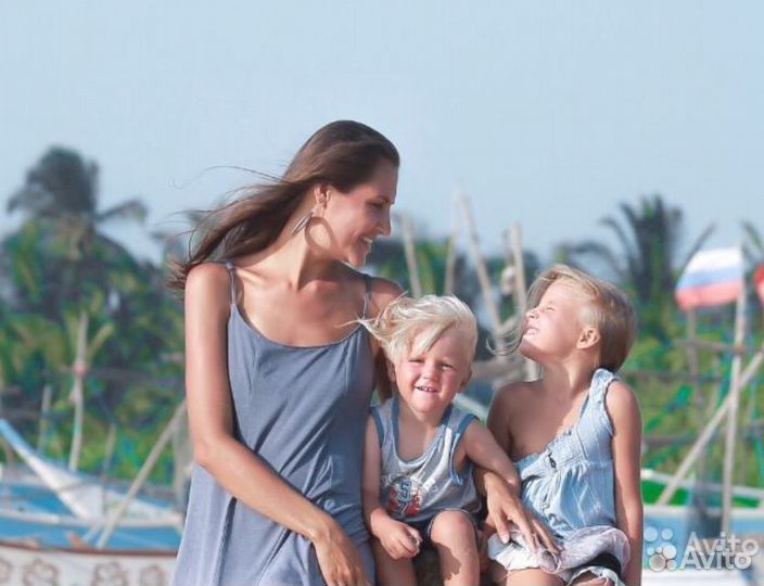 Няня / сопровождающая