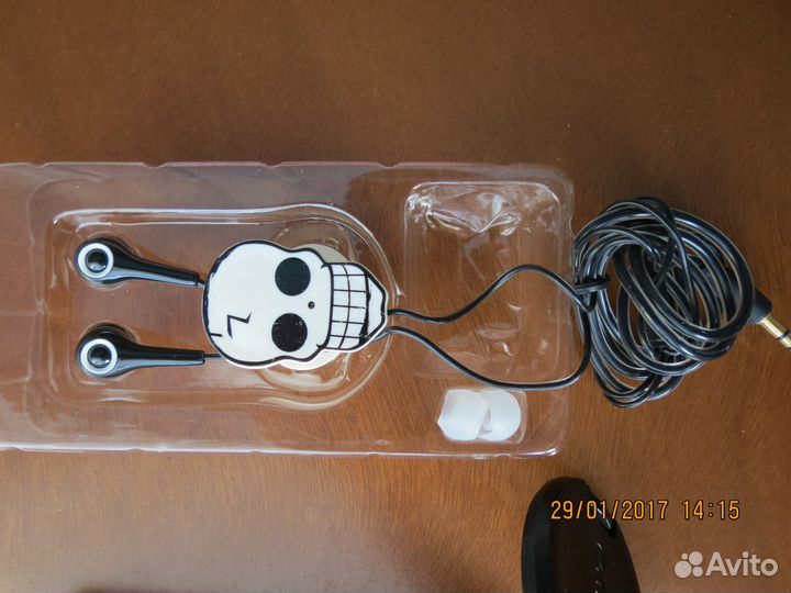 Наушники универсальные новые