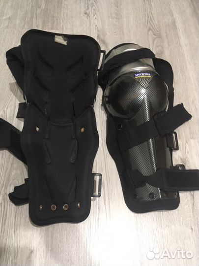 Мото наколенники