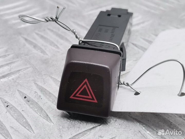 Кнопка аварийной сигнализации Volvo S40 2 2007