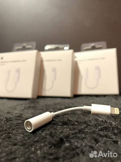 Оригинальный переходник apple на аукс
