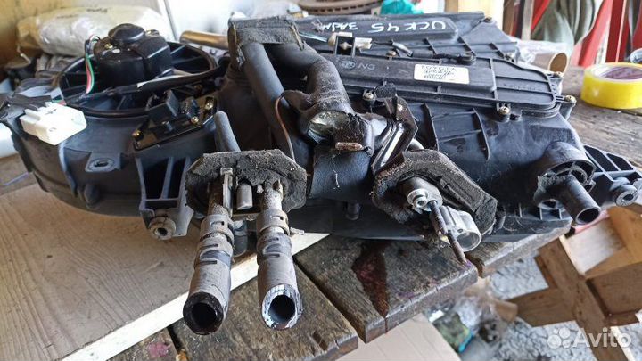 Печка задняя Toyota Sequoia UCK45 2UZ-FE 2005