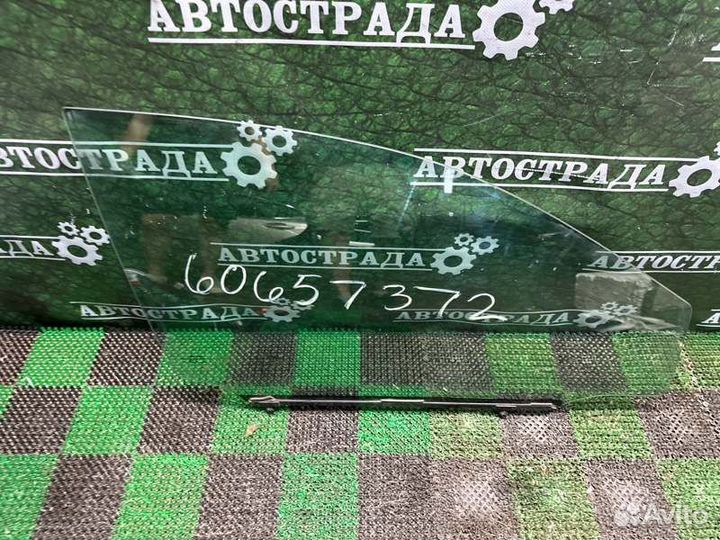 Стекло двойное переднее правое Lexus Rx 3