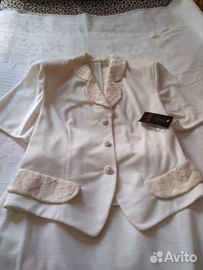 Костюм женский