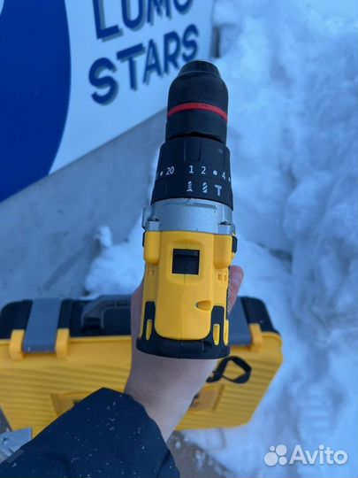 Шуруповёрт для ледобура DeWalt 9Ач опт