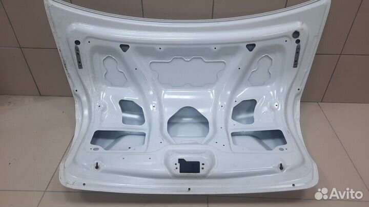 Крышка багажника LADA Granta