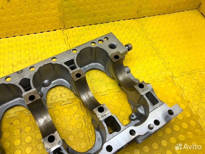 Б/У Блок цилиндров (Блок Двигателя ) Нижняя часть
