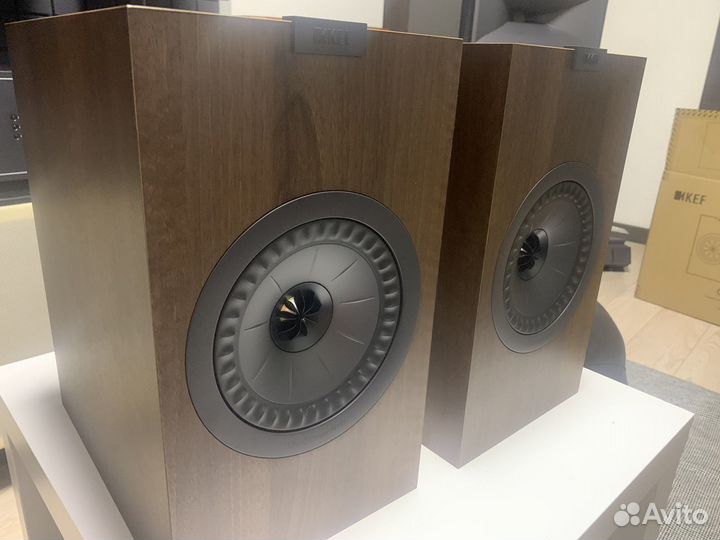 Kef Q350