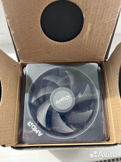 Кулер для процессора AMD Wraith Max